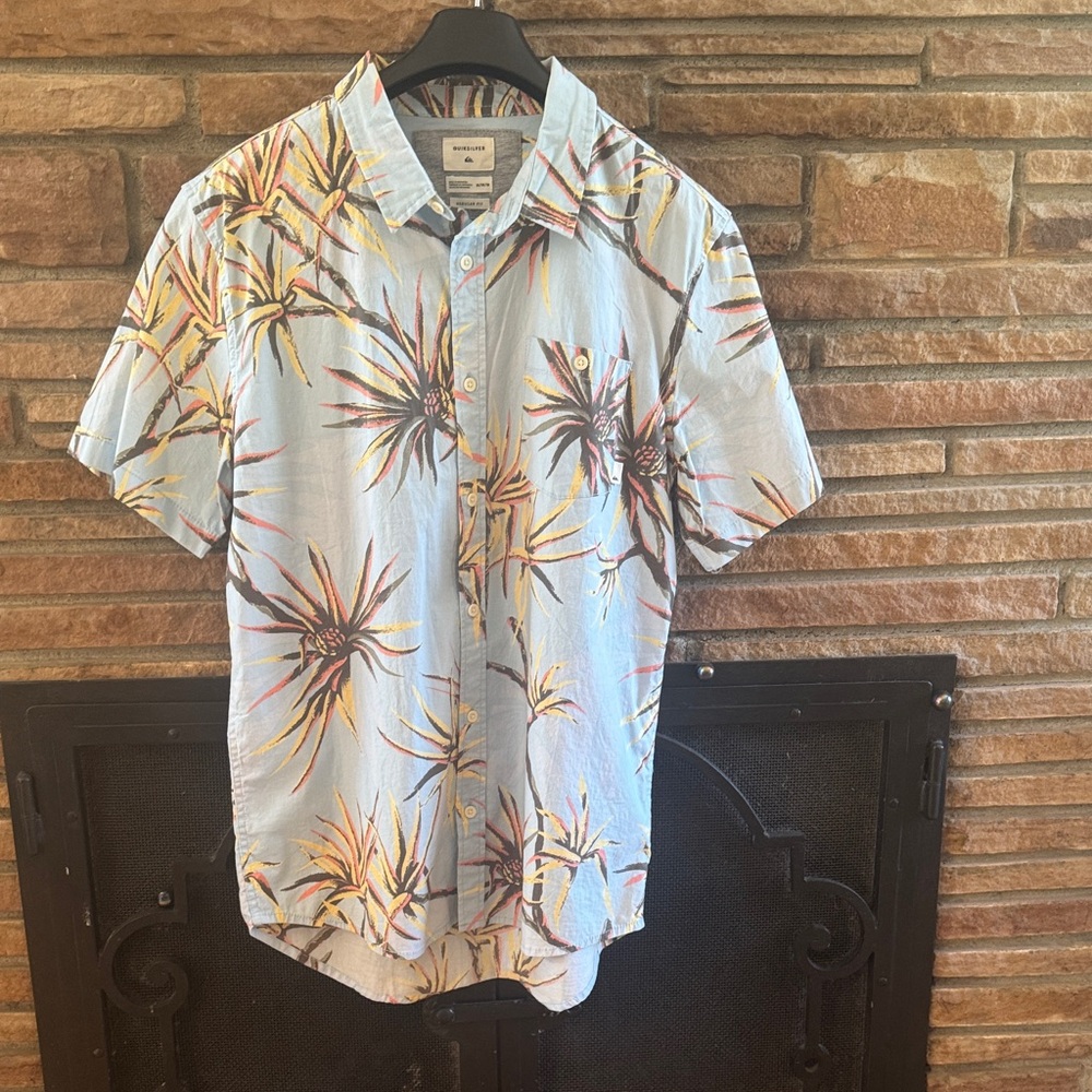 Quiksilver Men's Tropical Print Button Down Shirt - Light Blue